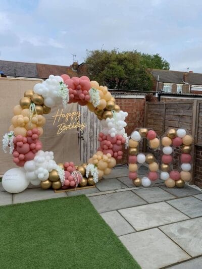 Balloon Ring Decoration